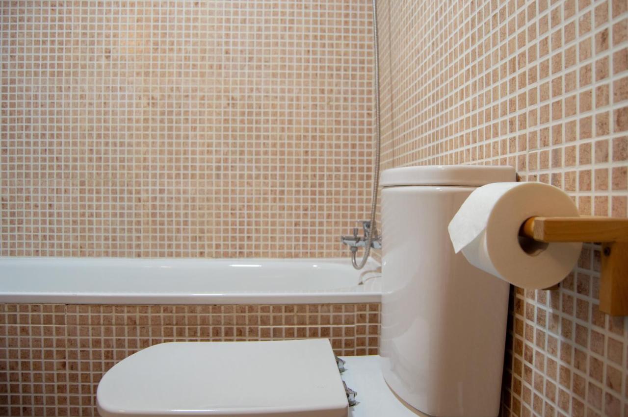 Novam Apartament Malaga Bagian luar foto